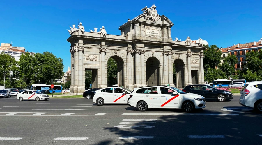 Getting around Madrid by taxi