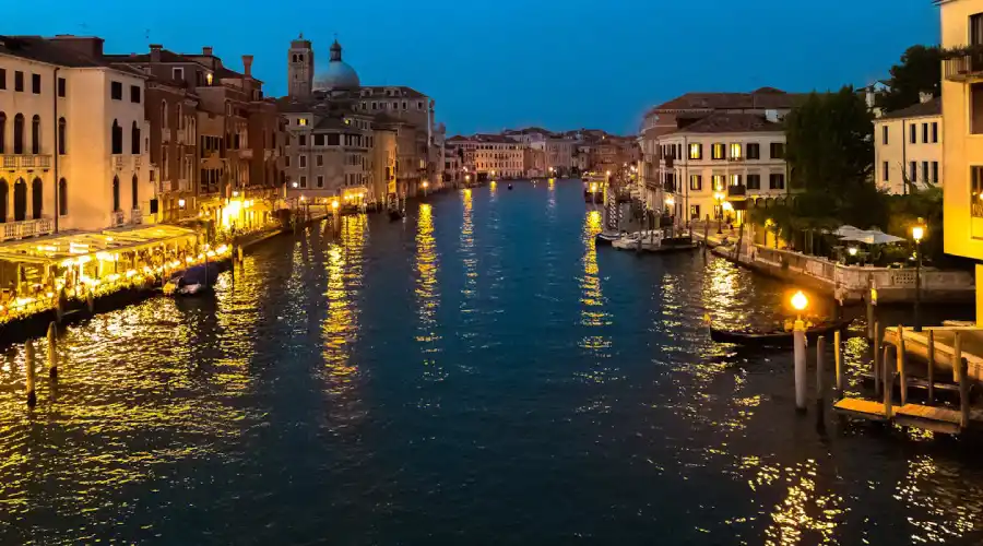 The Best Nightlife in Venice