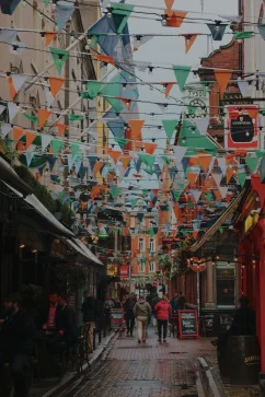 Attraction Traveling Solo in Dublin: A Solo Traveler’s Guide
